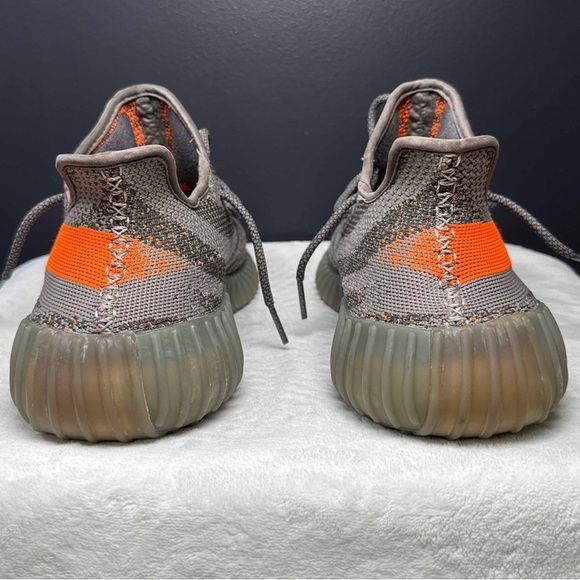 Yeezy Boost 350 V2 ‘Beluga’ | Size 11.5M - Picture 9 of 14